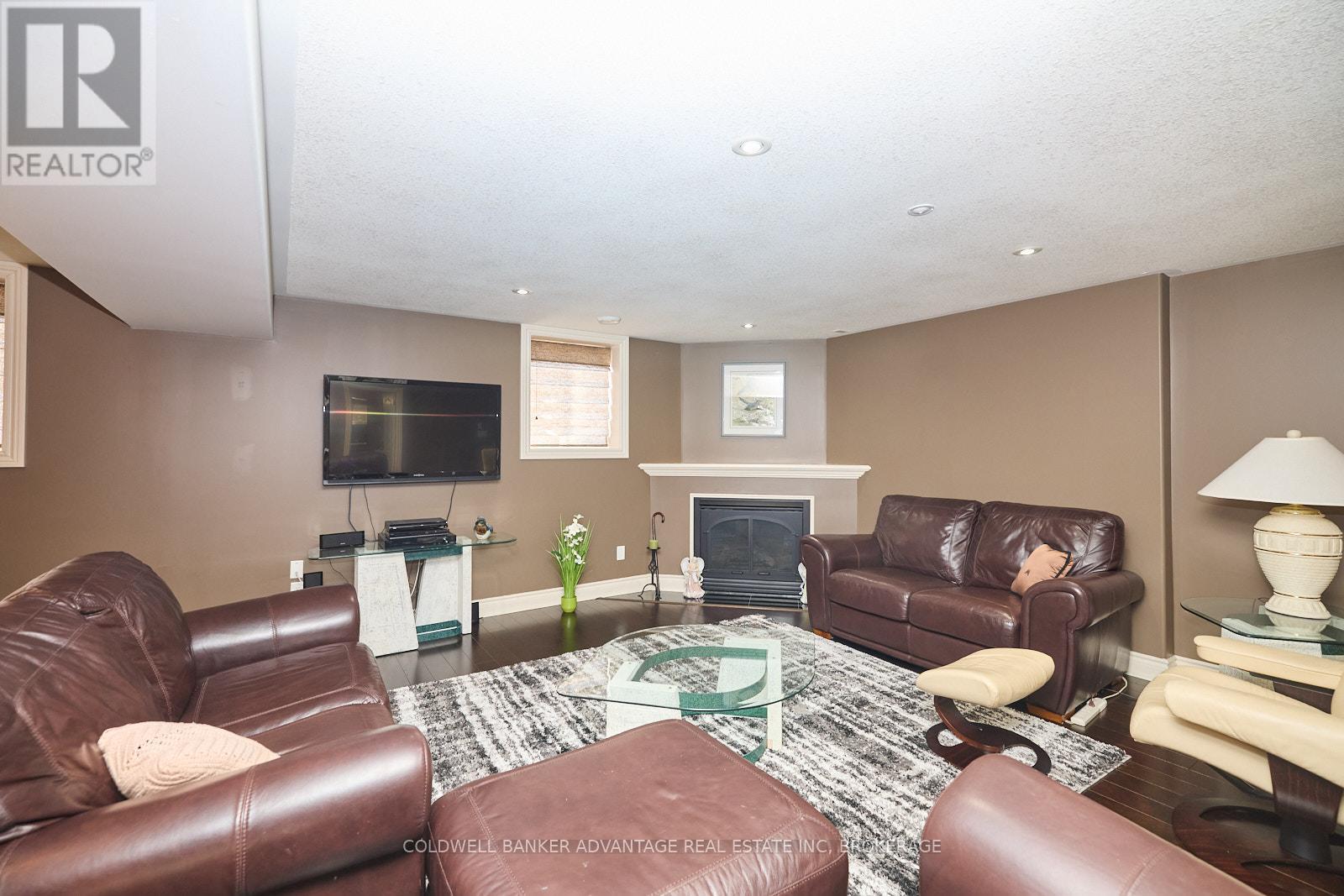 138 Loretta Drive, Niagara-On-The-Lake, Ontario  L0S 1T0 - Photo 31 - X12111941