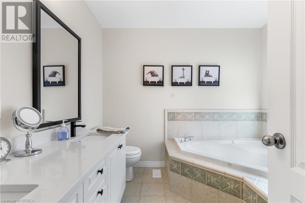 37 Macdonald Crescent, Brantford, Ontario N3R 8B2 - Photo 26 - 40717072