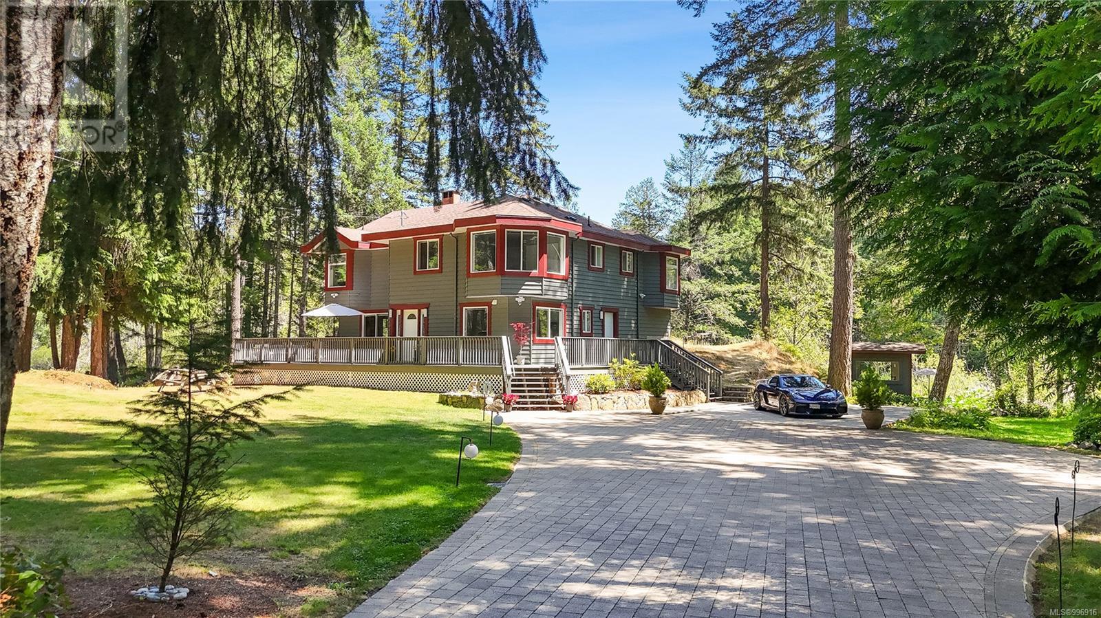 Property at 3380 Woodridge Pl image 2