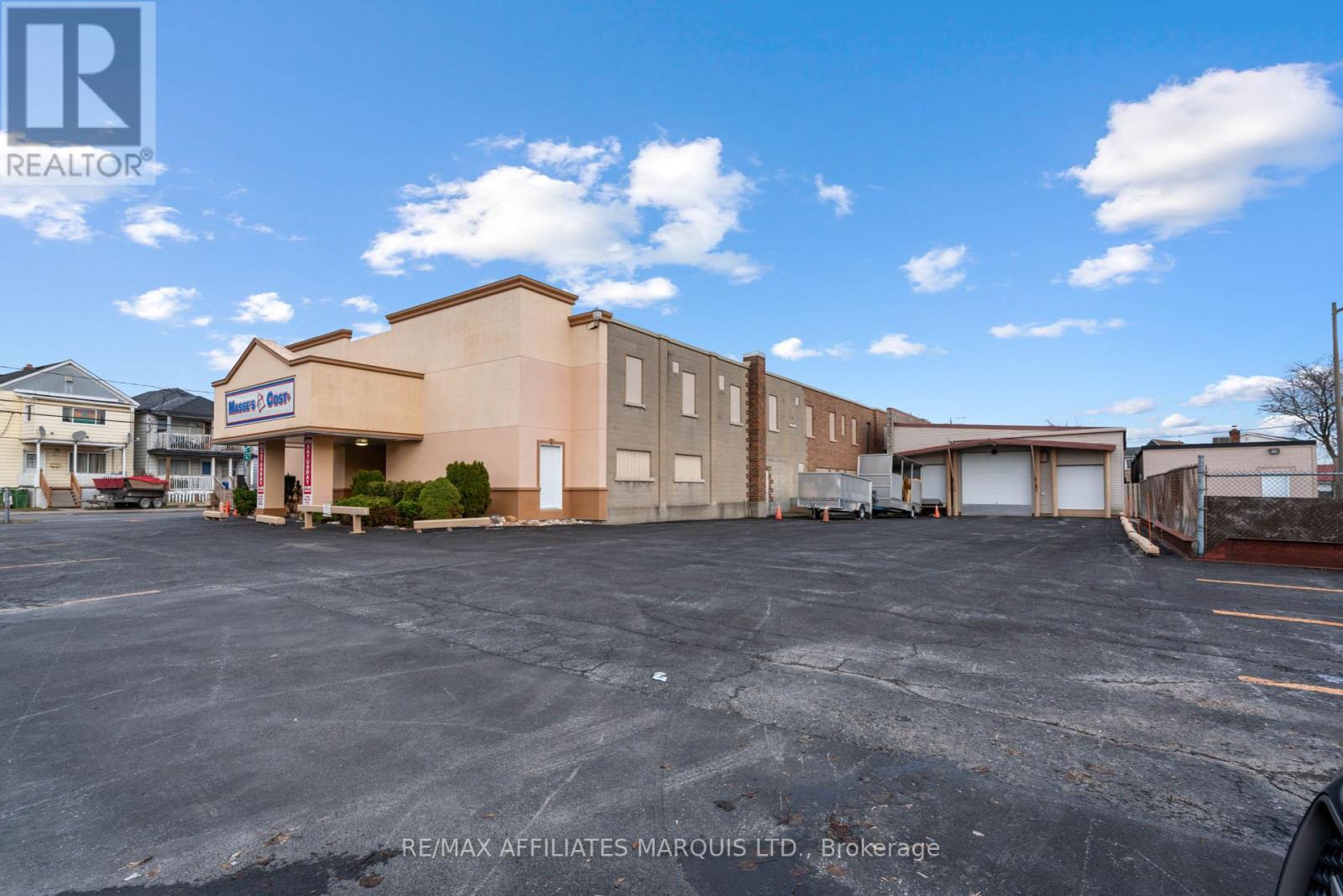 346 Montreal Road, Cornwall, Ontario  K6H 1B4 - Photo 5 - X12111933