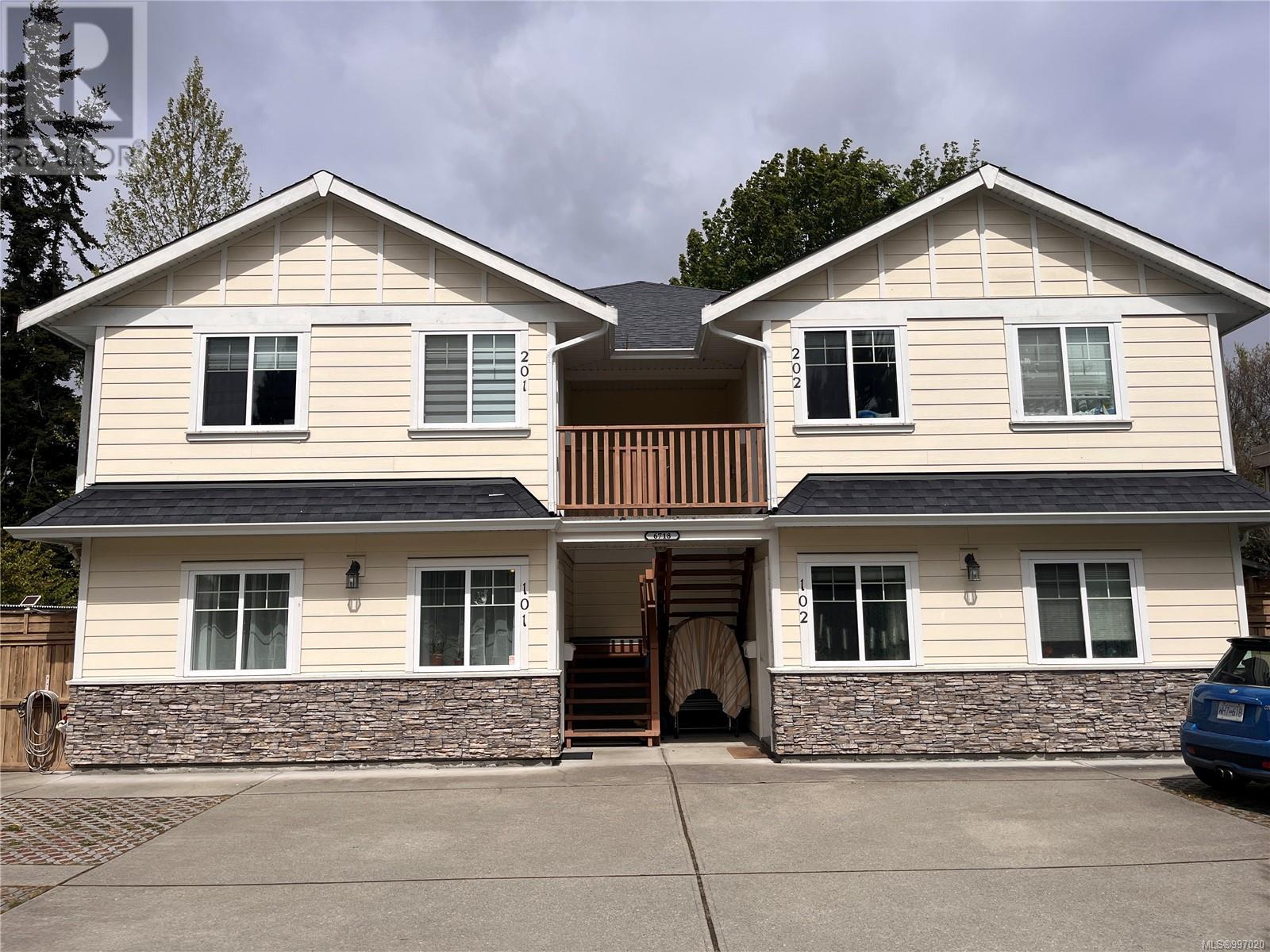 101 6718 Grant Rd W, Sooke, British Columbia