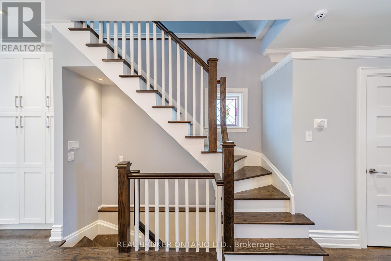Property at 194 LEE AVENUE image 5