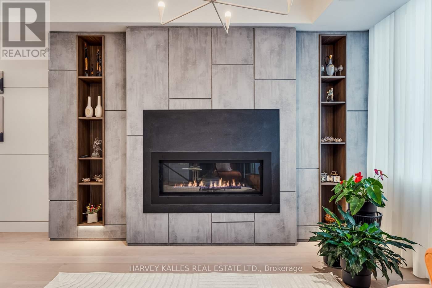 86 Mcgillivray Avenue, Toronto, Ontario  M5M 2Y4 - Photo 7 - C12038487