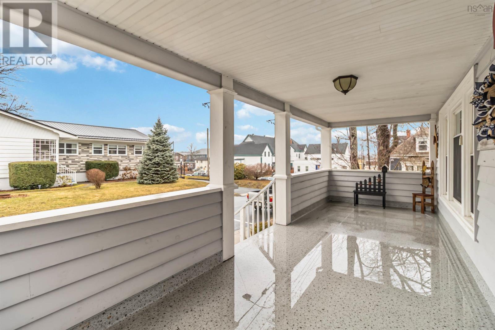 43 Jubilee Street, Liverpool, Nova Scotia  B0T 1K0 - Photo 4 - 202506511