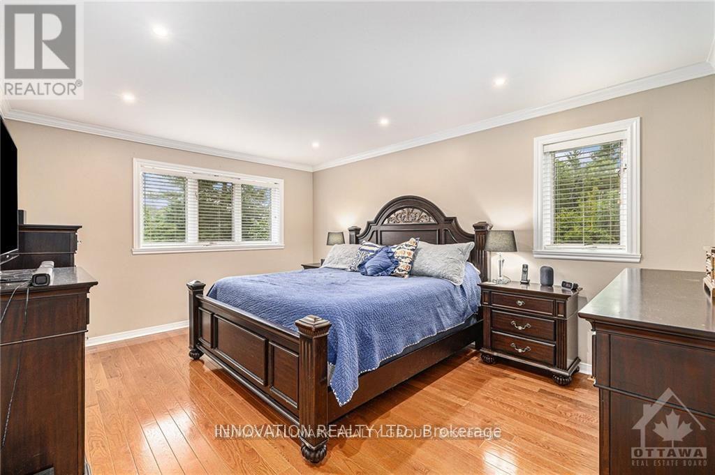 7 Grierson Lane, Ottawa, Ontario  K2W 1A6 - Photo 15 - X12108889