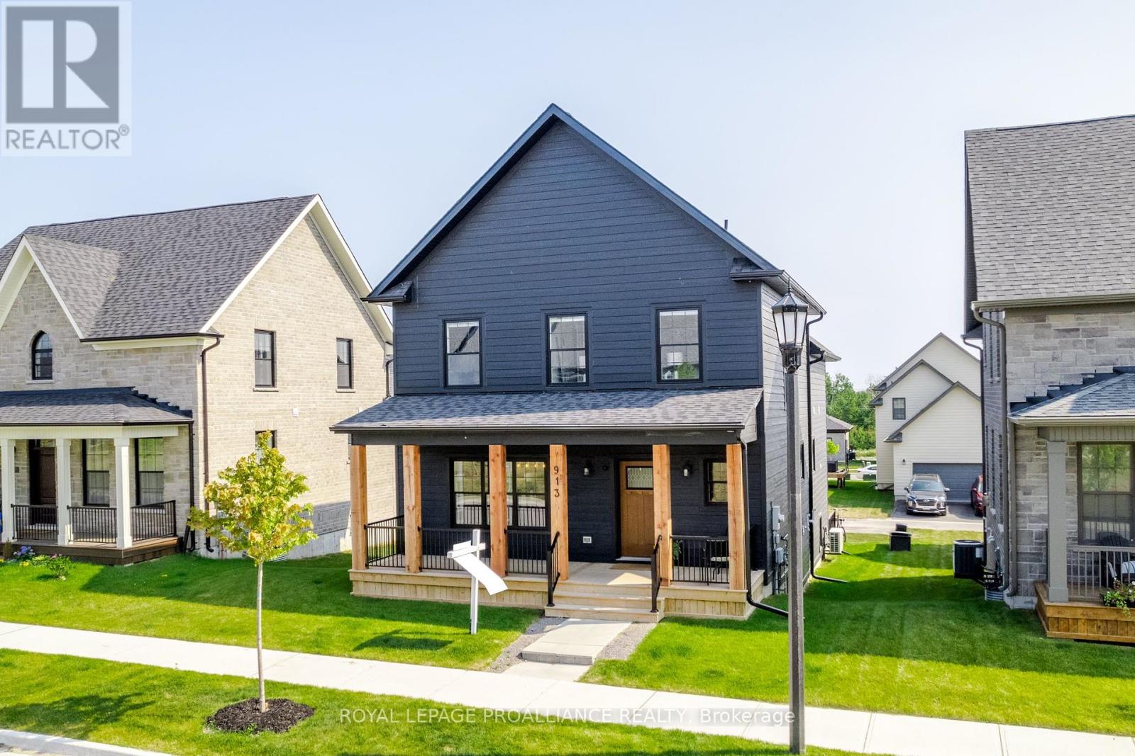 913 John Fairhurst Boulevard, Cobourg, Ontario  K9A 1L9 - Photo 2 - X12112039