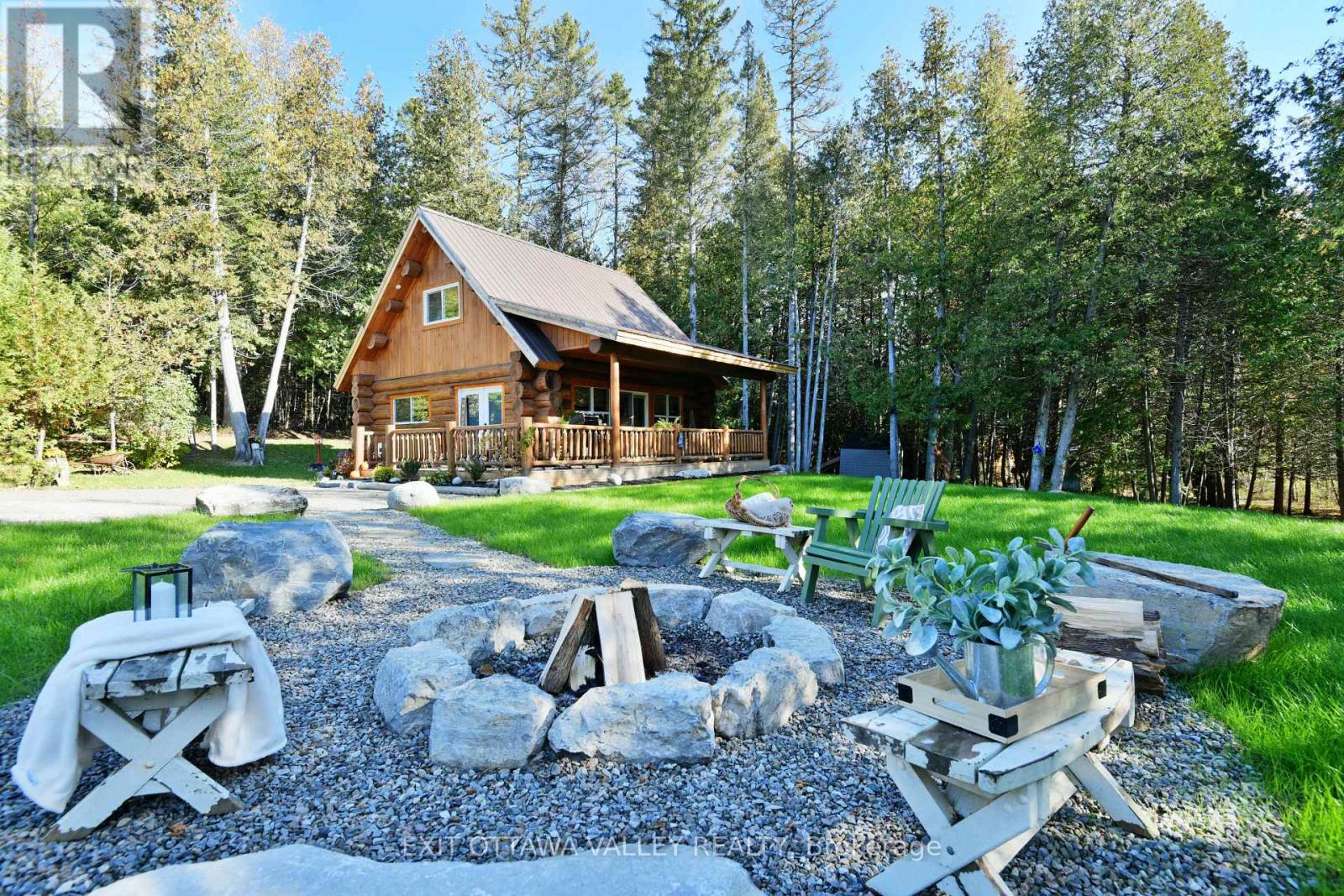 8 Tanager Trail, Whitewater Region, Ontario  K0J 2L0 - Photo 1 - X11917928