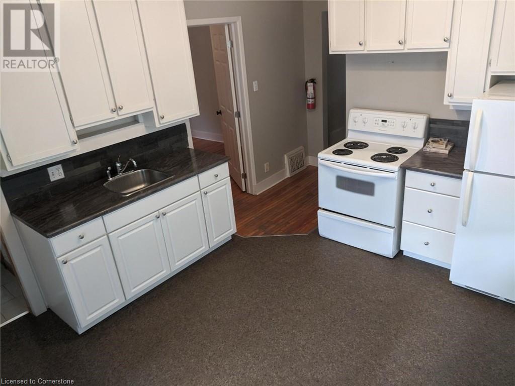 22 St Leger Street, Kitchener, Ontario  N2H 4L9 - Photo 22 - 40720675