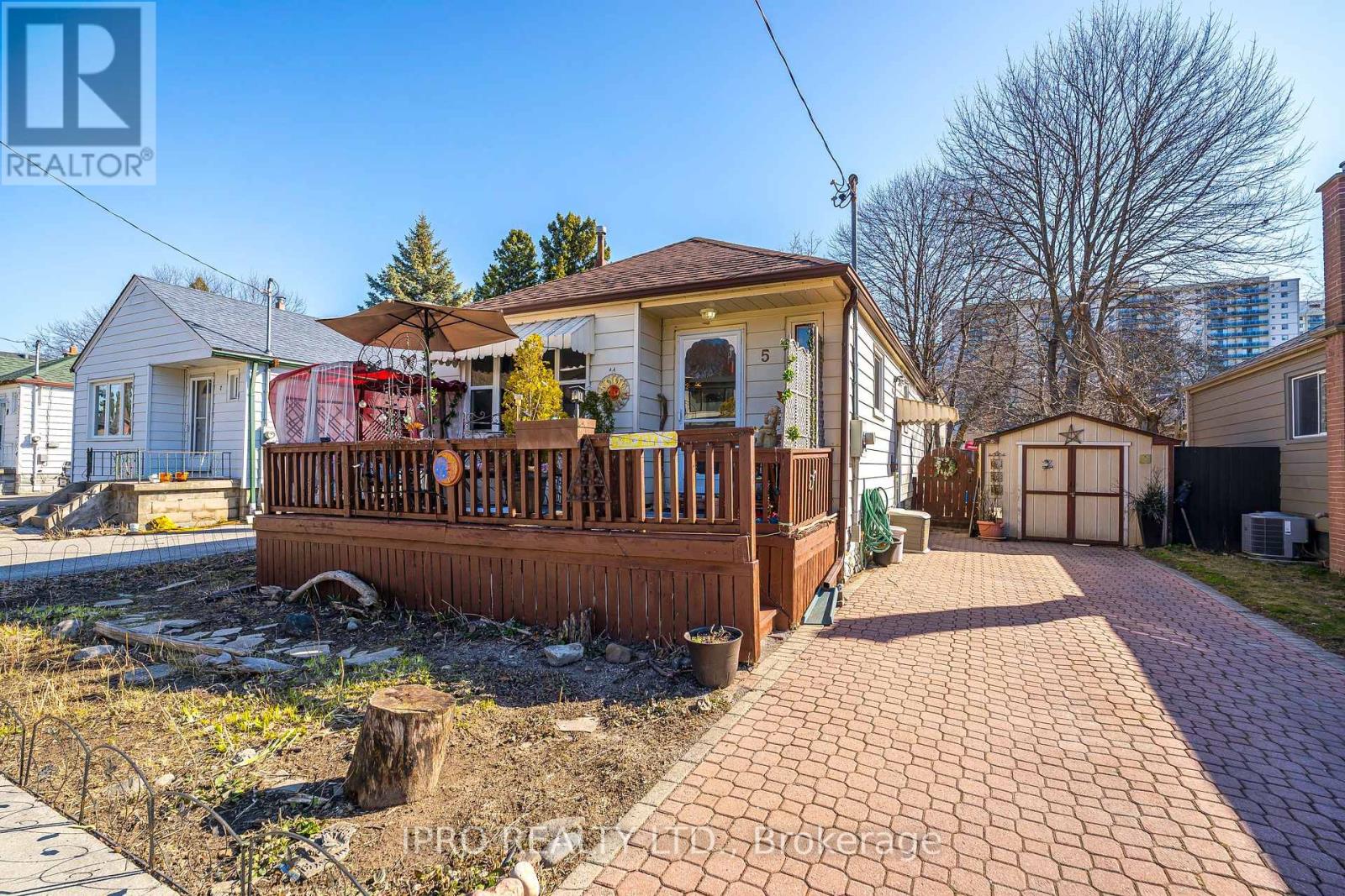 Property at 5 WESTBOURNE AVENUE image 3