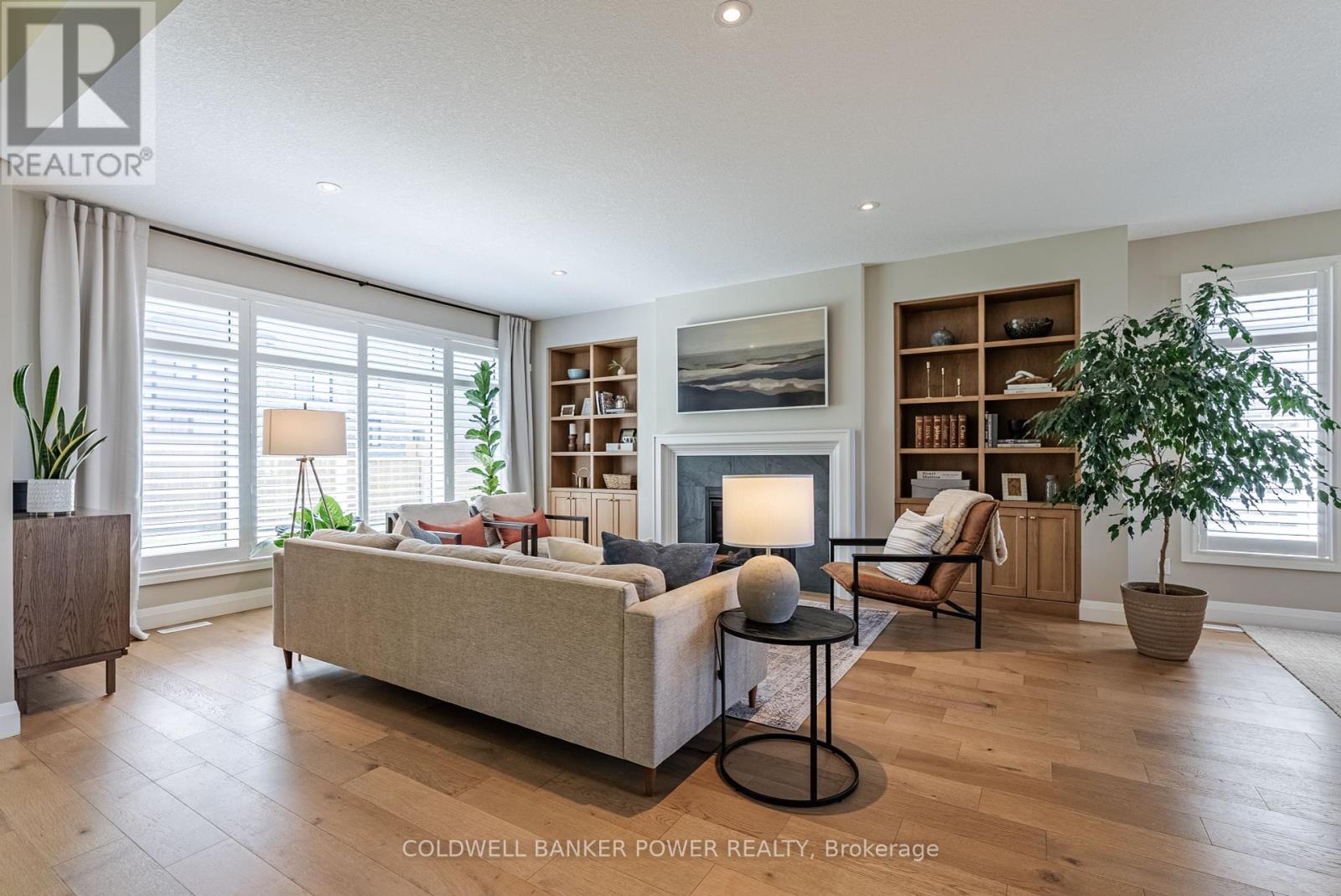 1903 Boardwalk Way, London South, Ontario  N6K 0J3 - Photo 8 - X12112049