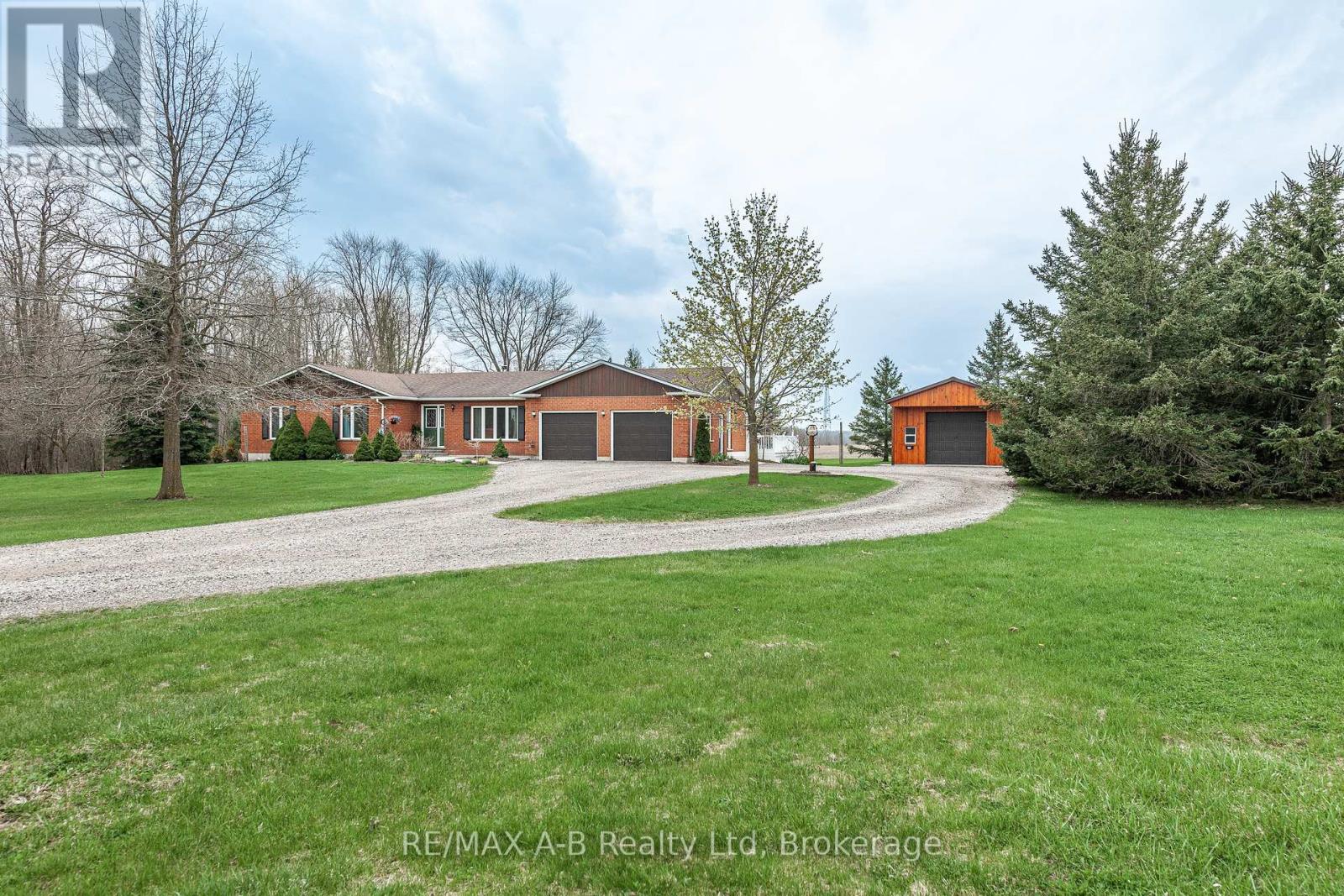 Property at 3698 PERTH RD 113 image 4