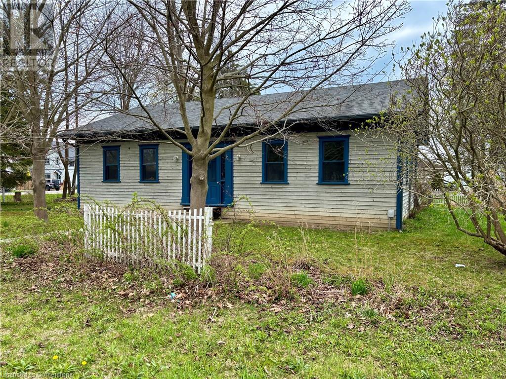 Property at 627 NELSON Street W image 3