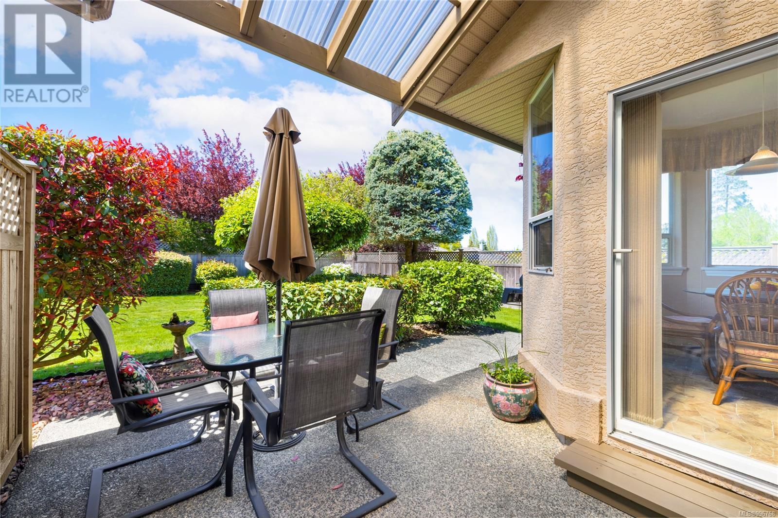 Property at 508 Dogleg Close image 3