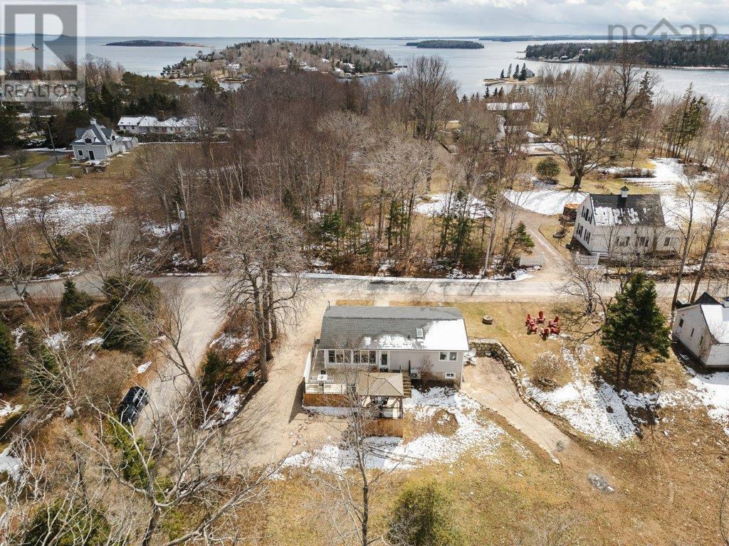 132 Regent Street, Chester, Nova Scotia  B0J 1J0 - Photo 4 - 202509205