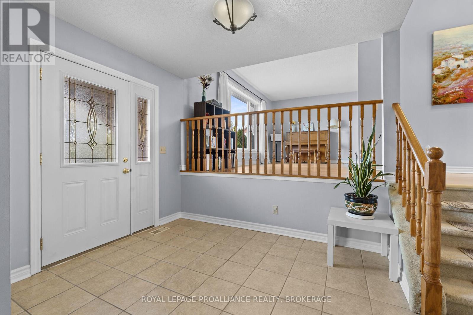 1042 Dillingham Street, Kingston, Ontario  K7P 2P4 - Photo 4 - X12112216