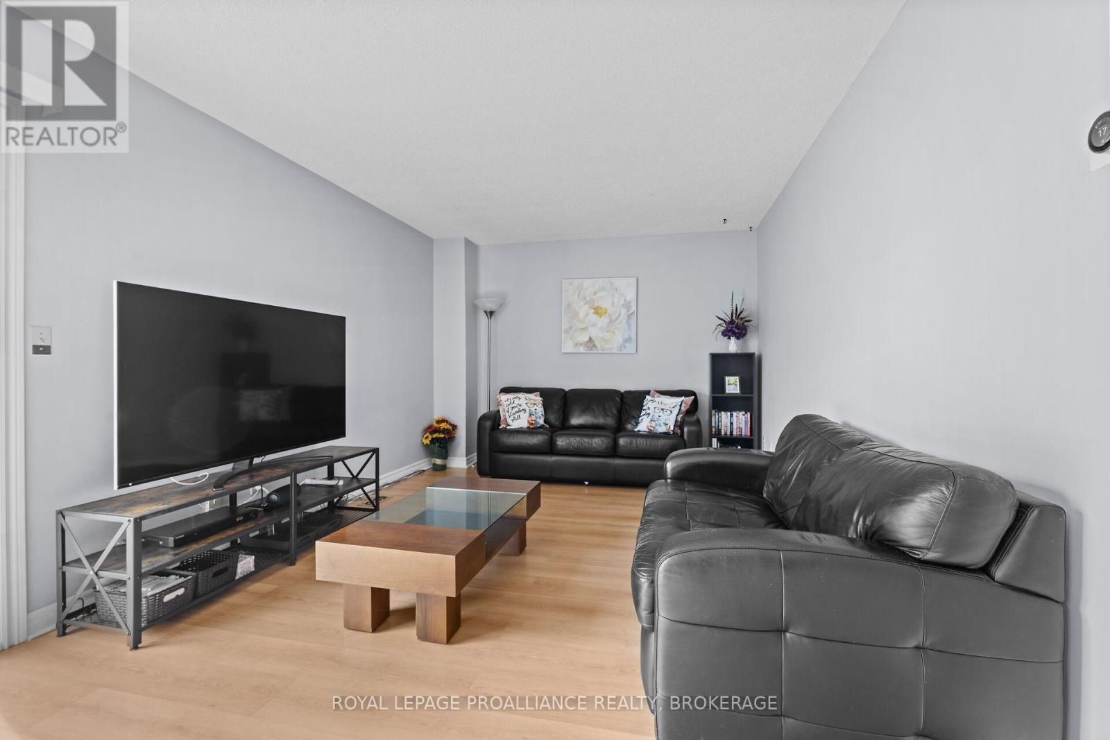 1042 Dillingham Street, Kingston, Ontario  K7P 2P4 - Photo 6 - X12112216