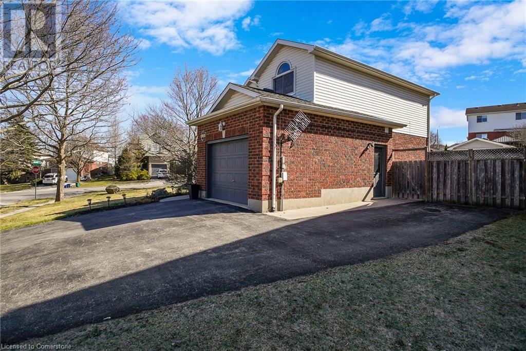 3 Mccormick Drive, Cambridge, Ontario N3C 4C3 - Photo 3 - 40719712