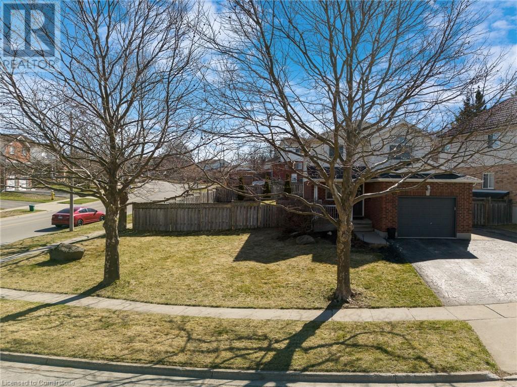 3 Mccormick Drive, Cambridge, Ontario N3C 4C3 - Photo 2 - 40719712