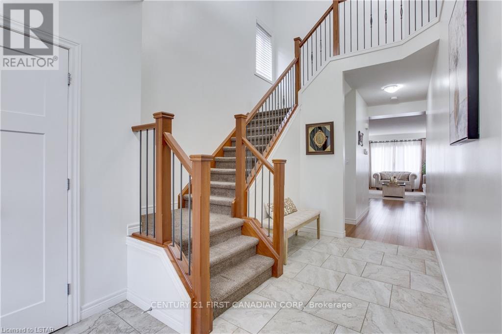 Property at 3380 JINNIES WAY image 4