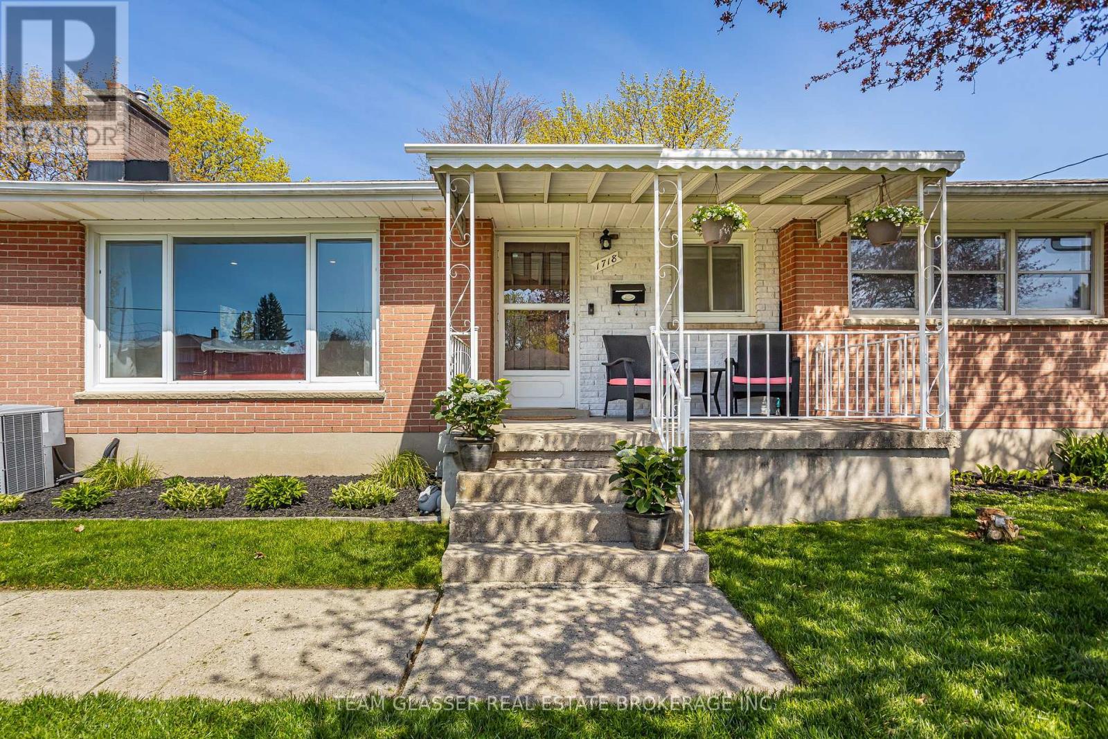 1718 Whitehall Drive, London East, Ontario  N5W 1Y9 - Photo 5 - X12112193