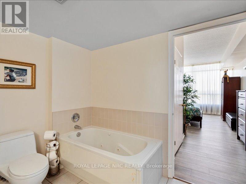 807 - 5100 Dorchester Road, Niagara Falls (Morrison), Ontario  L2E 7H4 - Photo 21 - X12111477