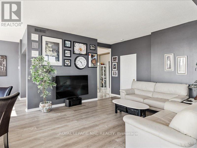 807 - 5100 Dorchester Road, Niagara Falls (Morrison), Ontario  L2E 7H4 - Photo 15 - X12111477