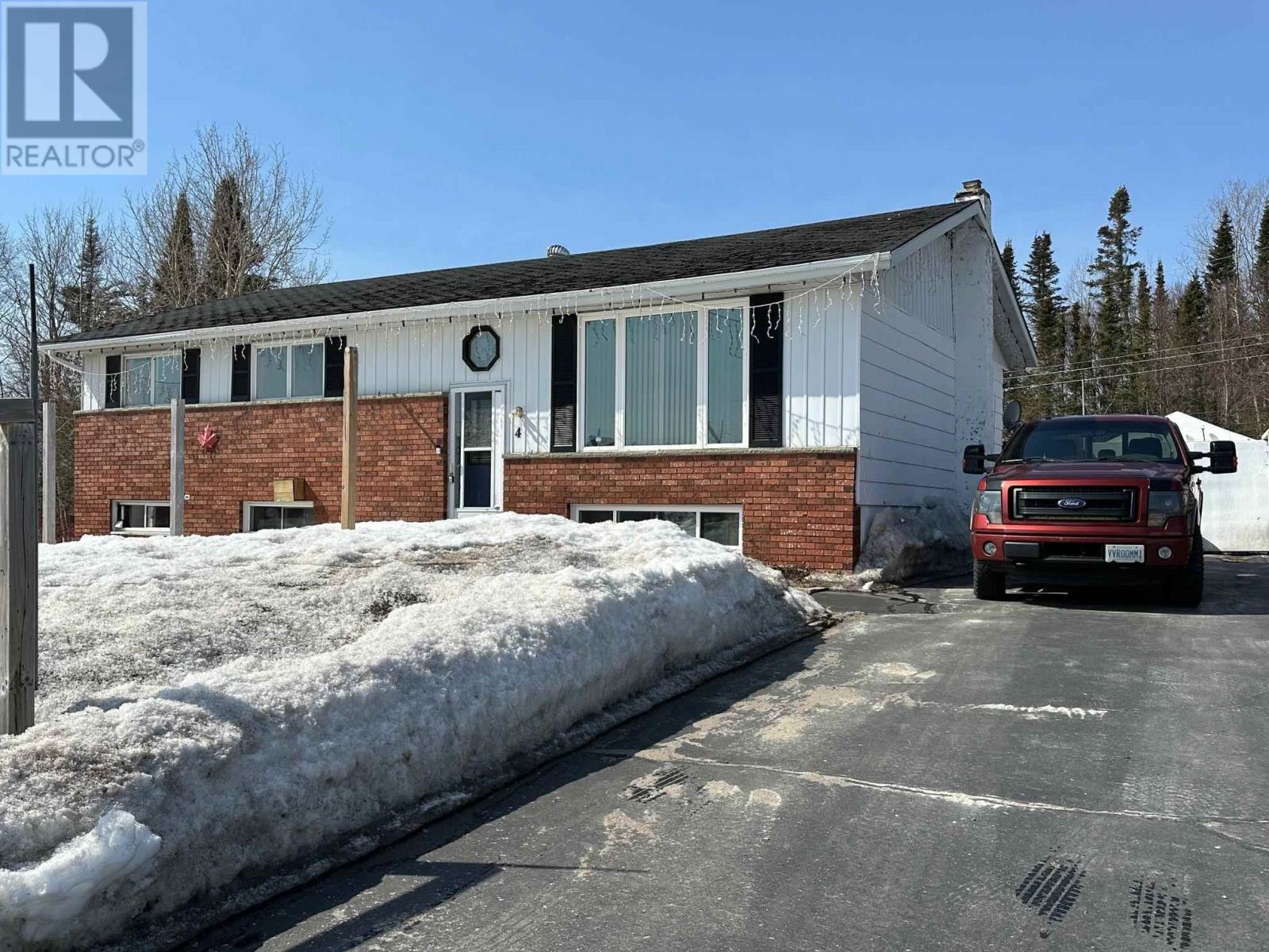 4 Eastgrove Cres, Terrace Bay, Ontario  P0T 2W0 - Photo 1 - TB250914