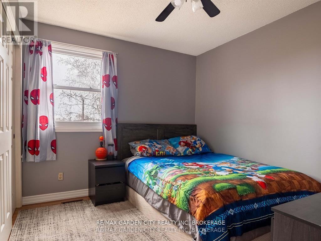 11 Vintage Crescent, St. Catharines (Ridley), Ontario  L2S 3C1 - Photo 22 - X12112104