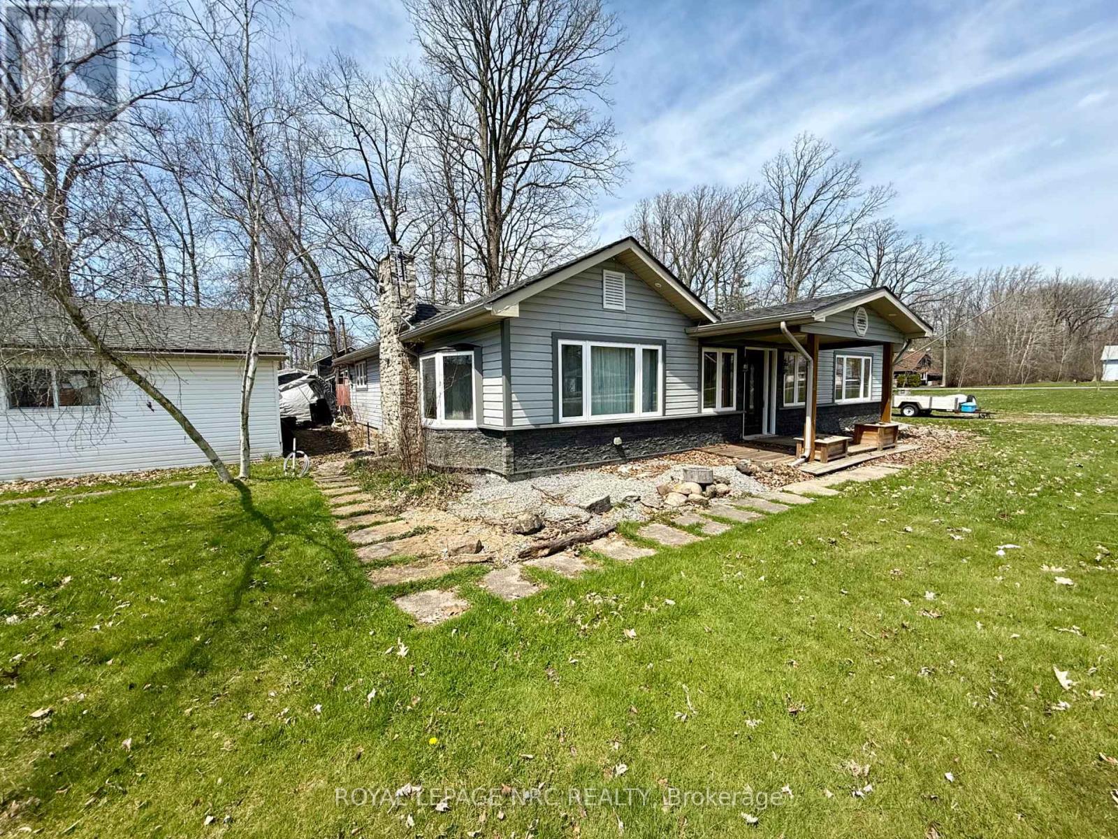 1999 Jewson Road, Fort Erie, Ontario  L2A 5M4 - Photo 4 - X12112247