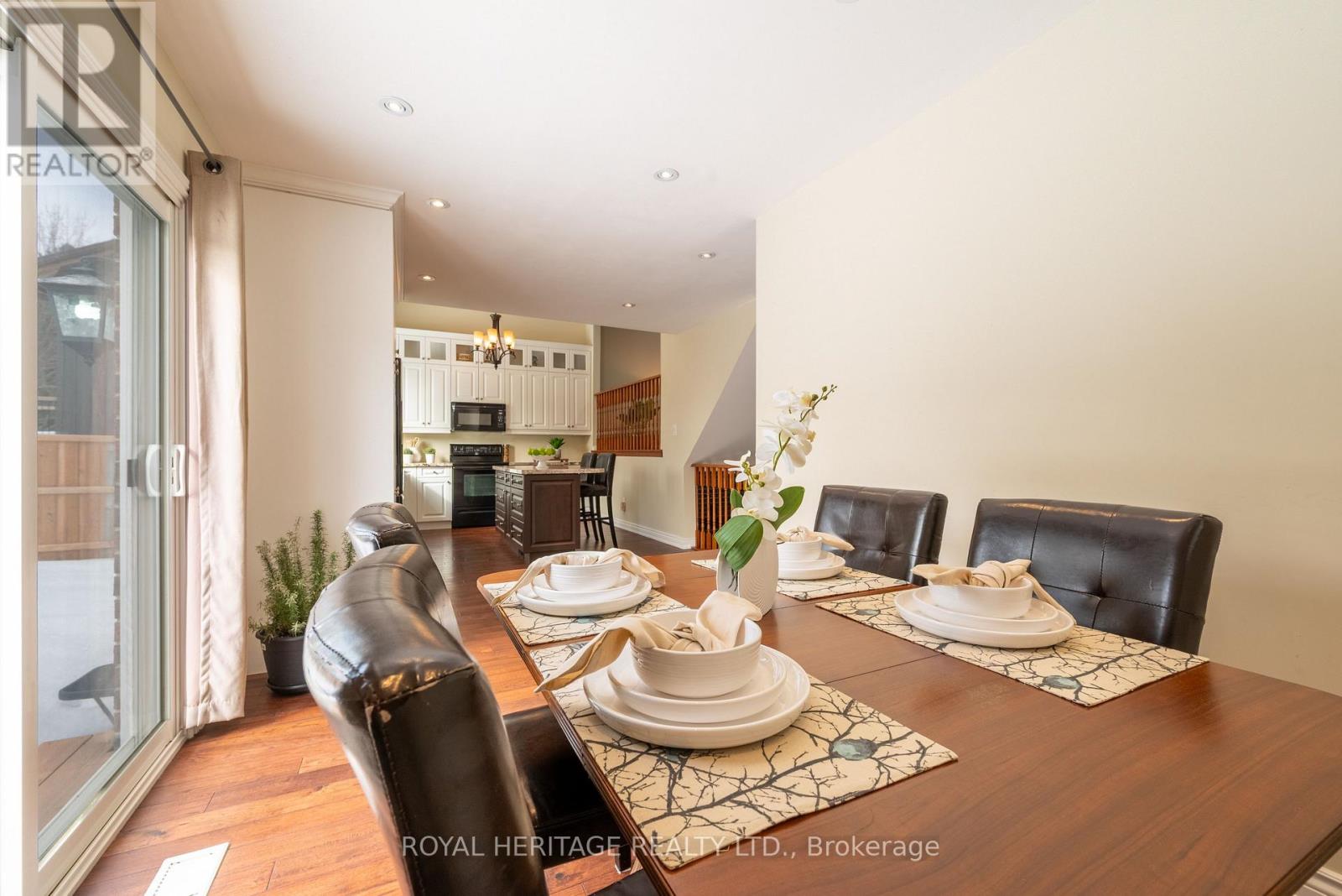 28 Renfield Crescent, Whitby, Ontario  L1P 1B4 - Photo 14 - E12096898