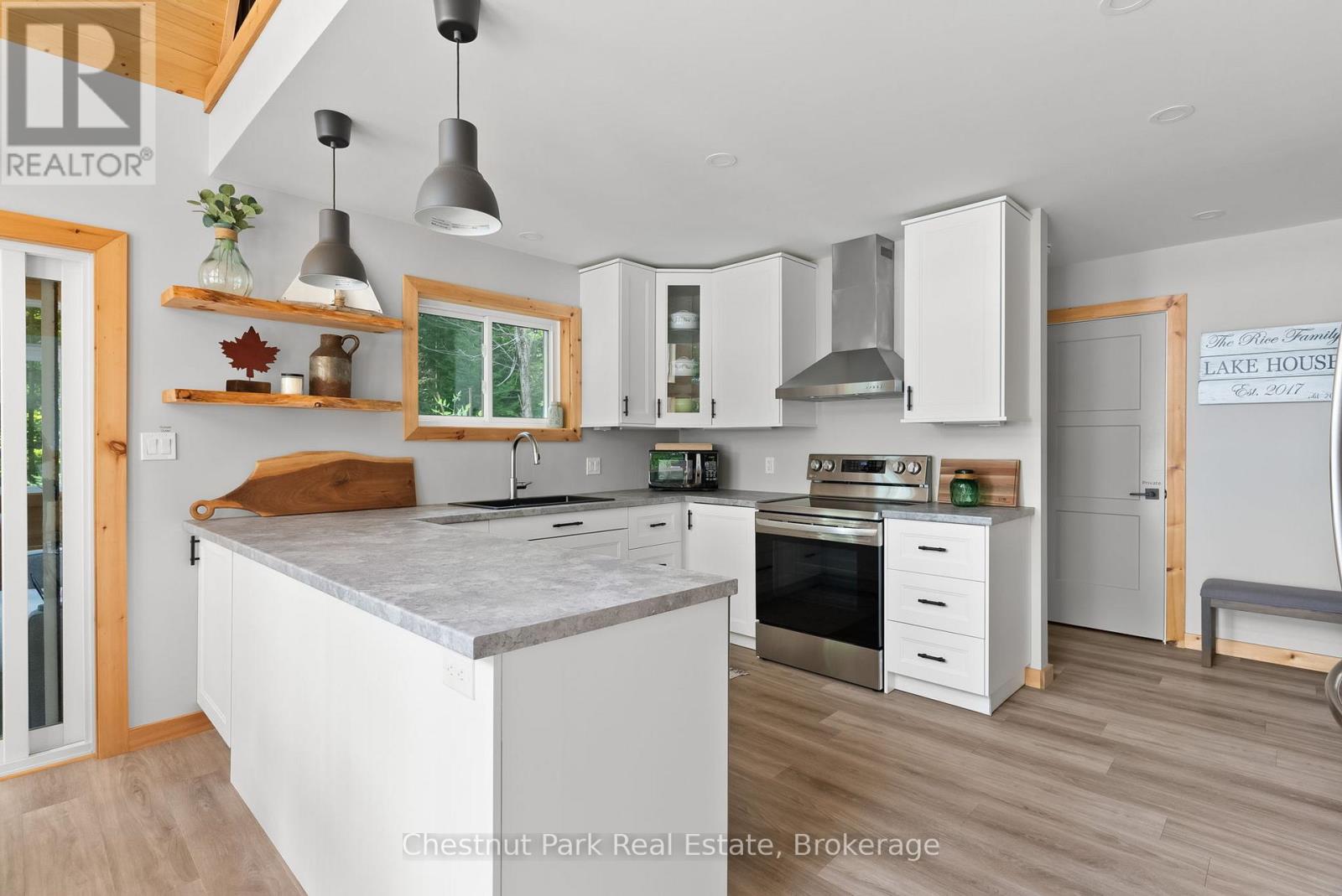 45 Sunnylea Avenue, Armour, Ontario  P0A 1L0 - Photo 13 - X12112059