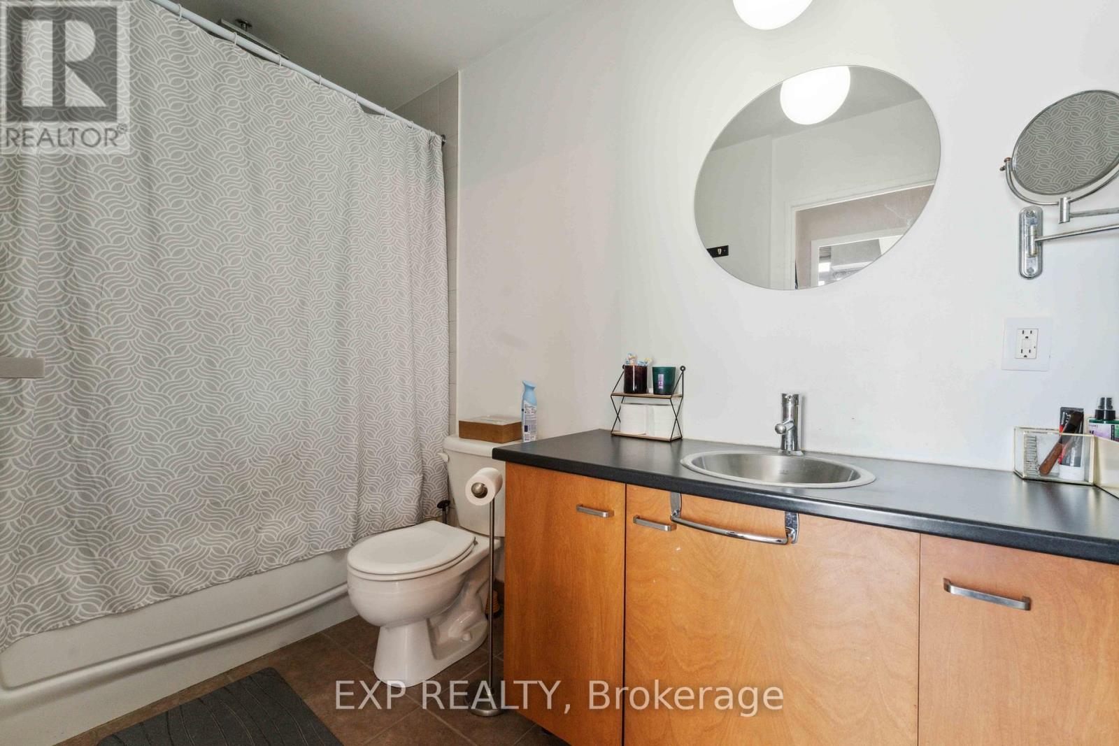610 - 179 George Street, Ottawa, Ontario  K1N 1J8 - Photo 13 - X12112093