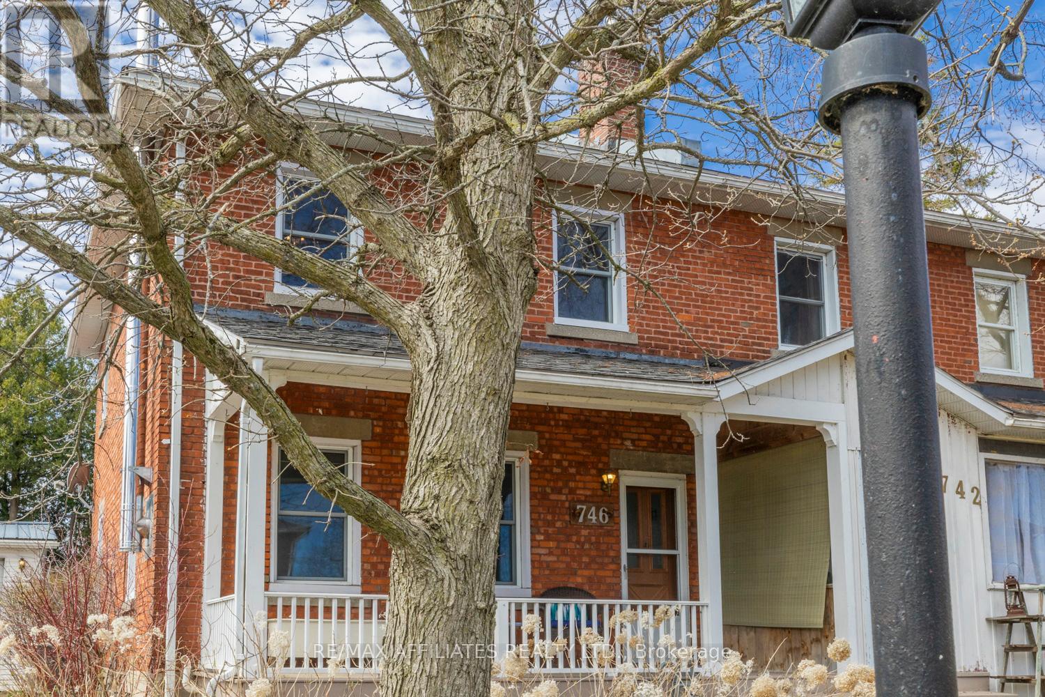 746 Benson Street W, Edwardsburgh/cardinal, Ontario  K0E 1E0 - Photo 5 - X12112189