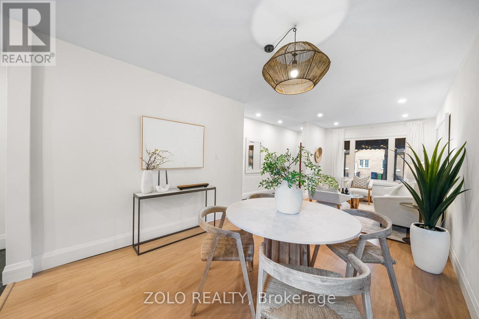 82 Bellwoods Avenue, Toronto, Ontario  M6J 2P4 - Photo 16 - C12112135