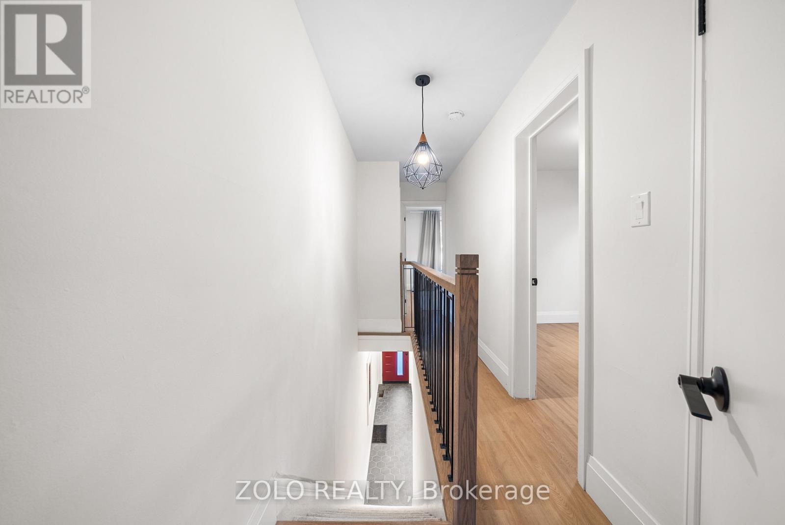 82 Bellwoods Avenue, Toronto, Ontario  M6J 2P4 - Photo 25 - C12112135