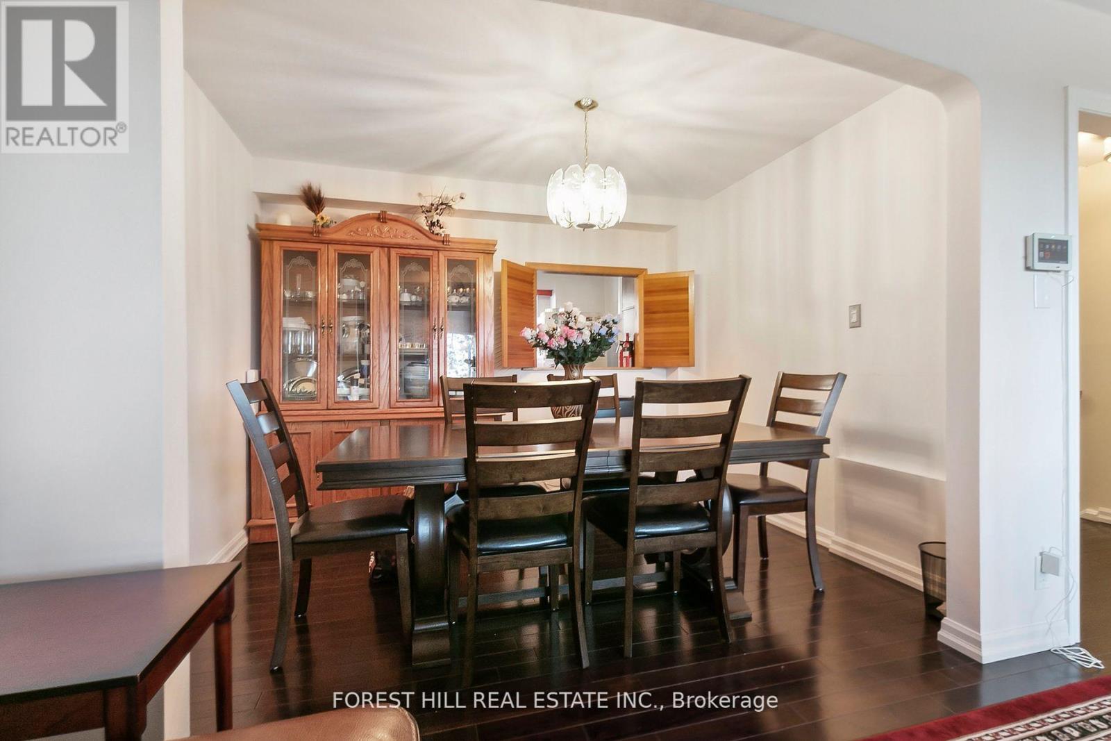 86 Village Greenway, Toronto, Ontario  M2J 1K8 - Photo 10 - C12112192