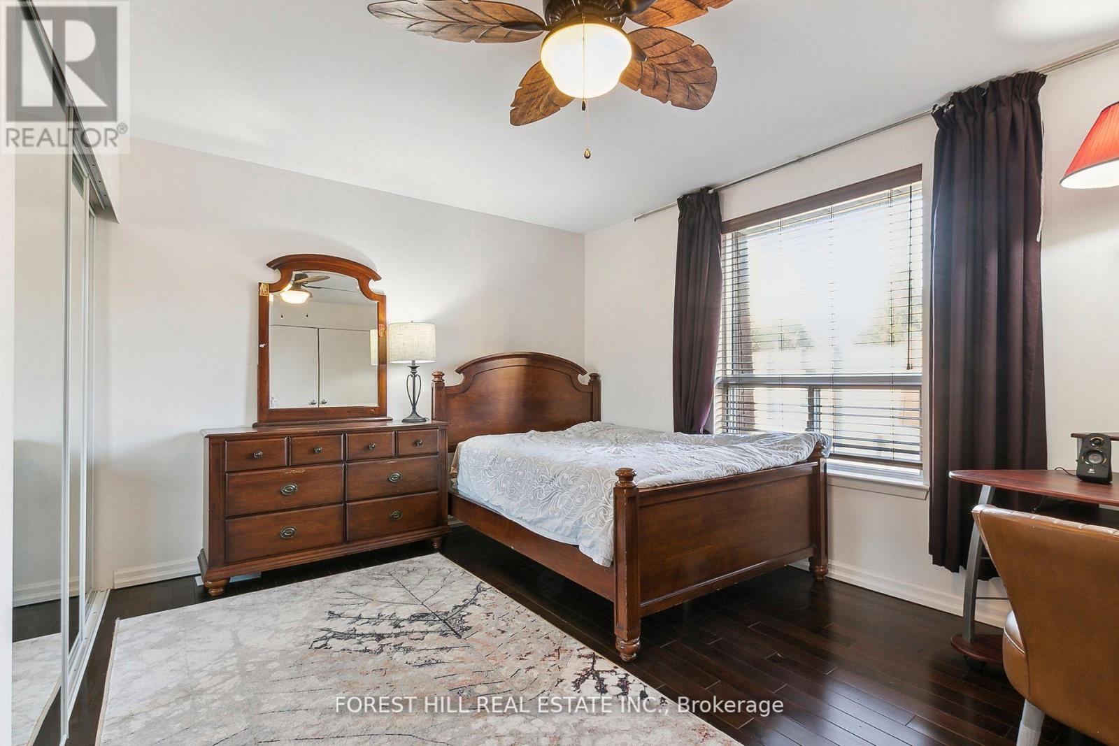 86 Village Greenway, Toronto, Ontario  M2J 1K8 - Photo 28 - C12112192