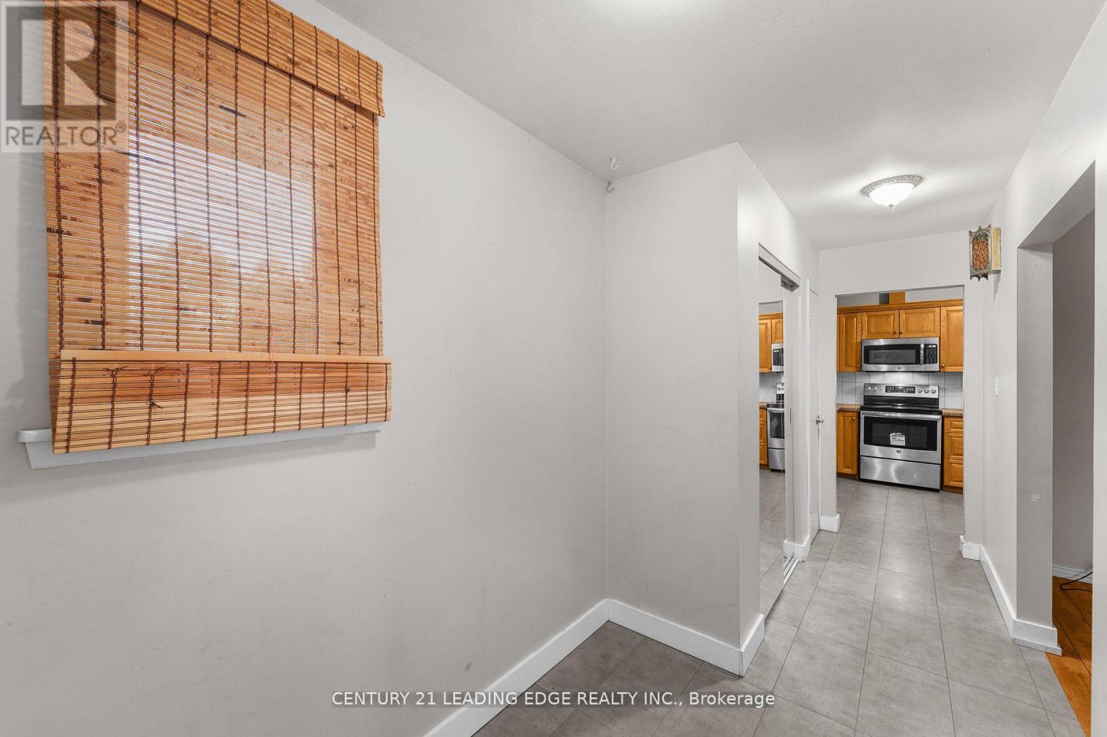 171 Phillip Murray Avenue, Oshawa, Ontario  L1J 1G6 - Photo 3 - E12112117