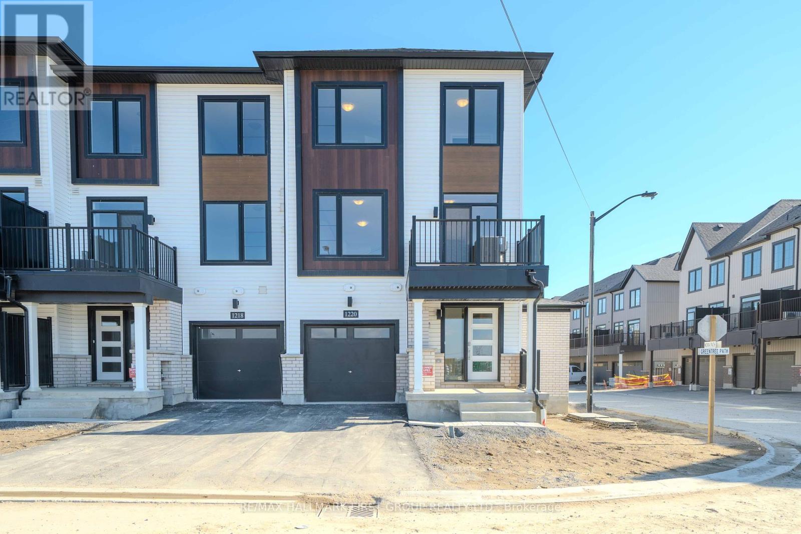 1220 Greentree Path, Oshawa, Ontario  L1L 0X1 - Photo 1 - E12112121