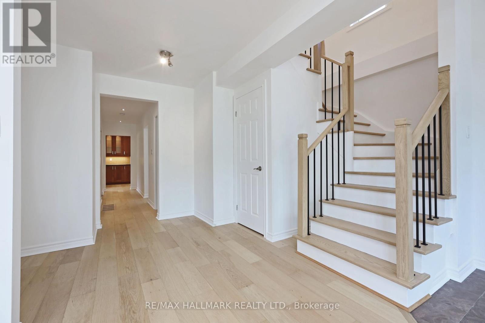 22 Sedgewick Crescent, Toronto, Ontario  M1K 3T6 - Photo 8 - E12112149