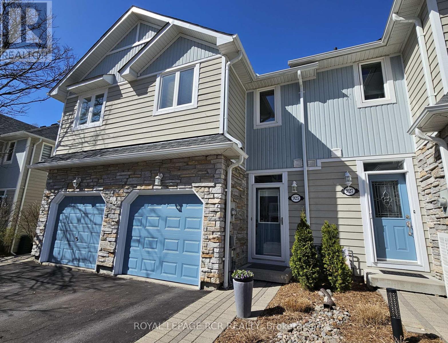 925 CREEKFRONT WAY N, Newmarket, Ontario