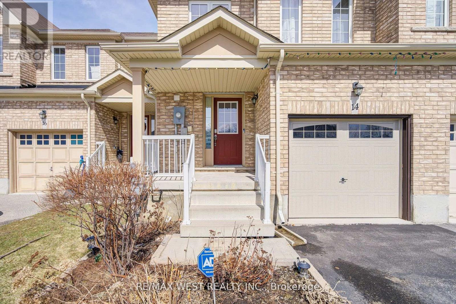 Property at 14 LANCASTER COURT image 2