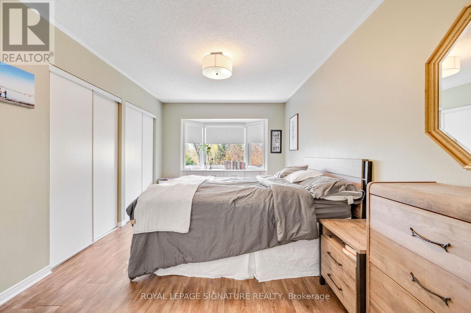 6127 Leeside Crescent, Mississauga (Central Erin Mills), Ontario  L5M 5K7 - Photo 33 - W12112001