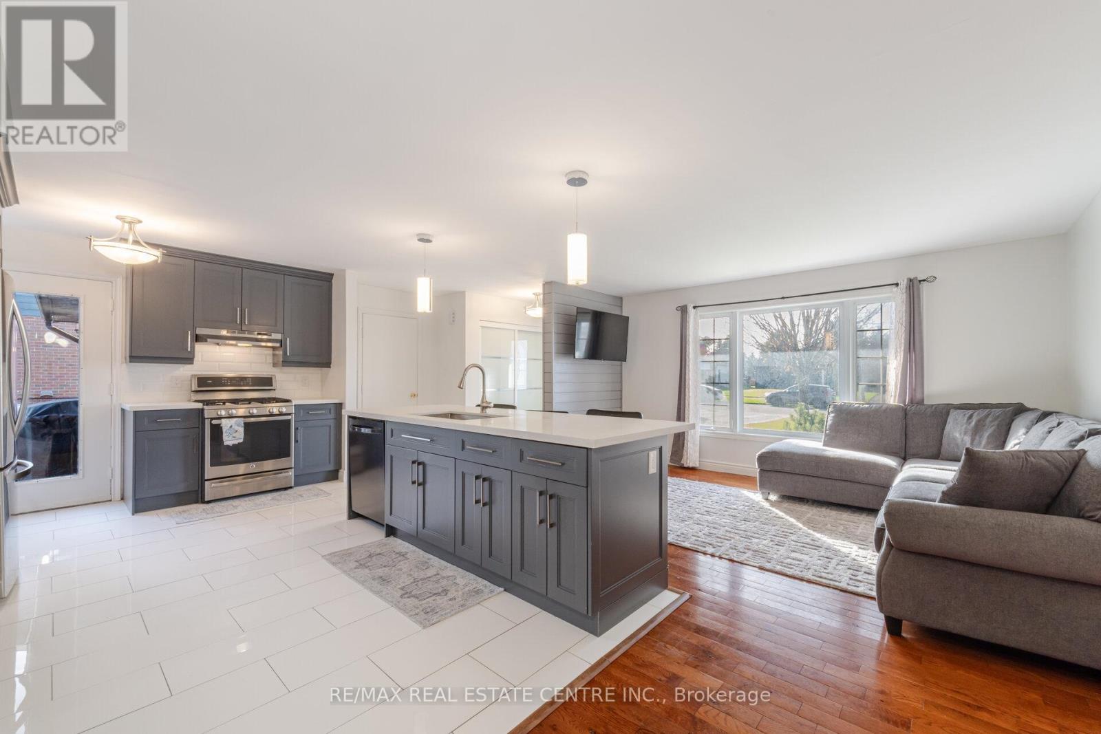 49 Mcclellan Road, Caledon, Ontario  L7K 0C8 - Photo 12 - W12112112