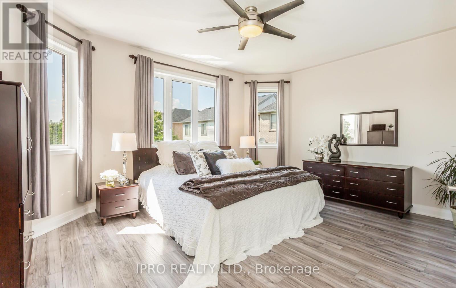 3082 Scotscraig Crescent, Oakville, Ontario  L6M 5G7 - Photo 25 - W12112165