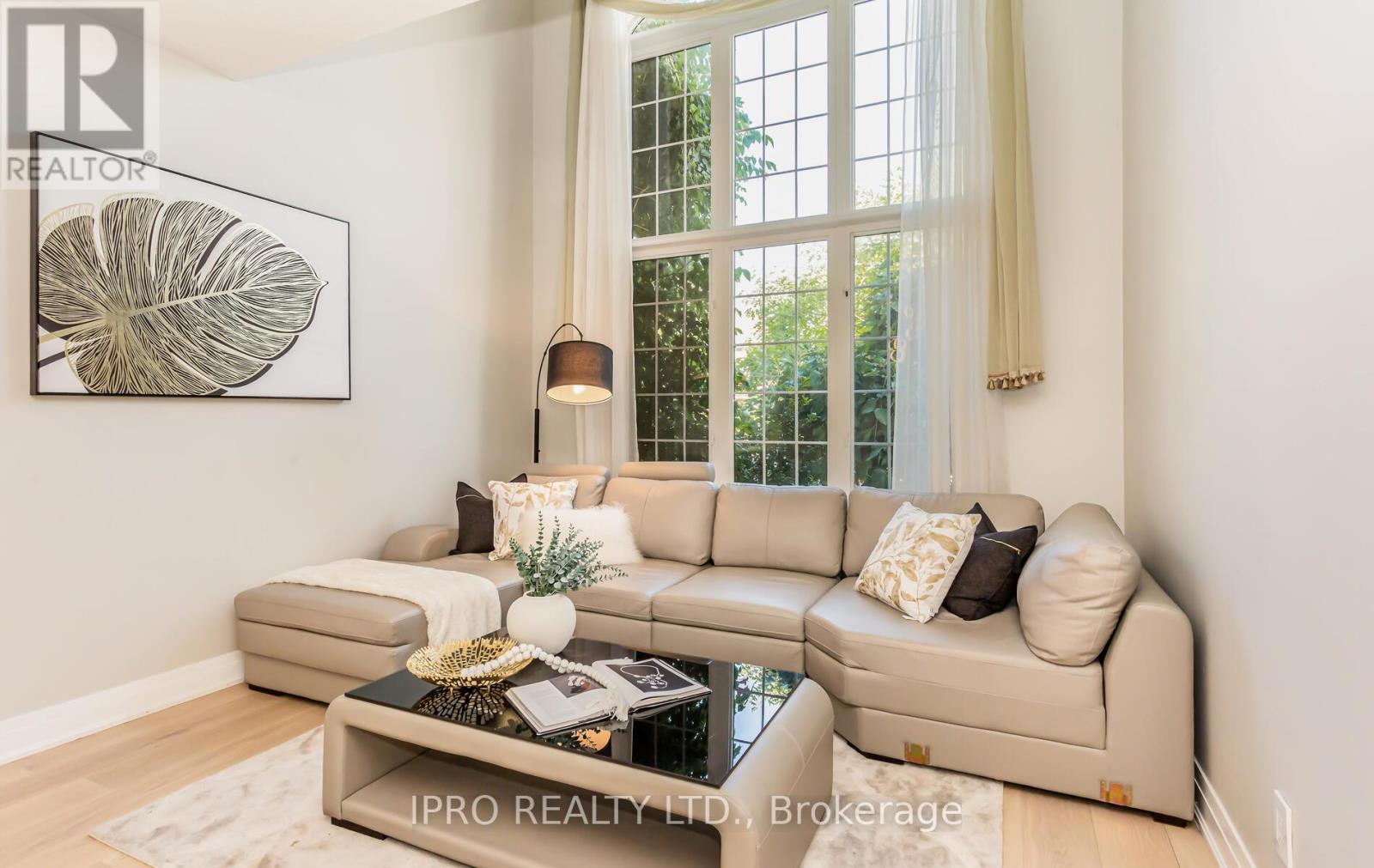 3082 Scotscraig Crescent, Oakville, Ontario  L6M 5G7 - Photo 8 - W12112165