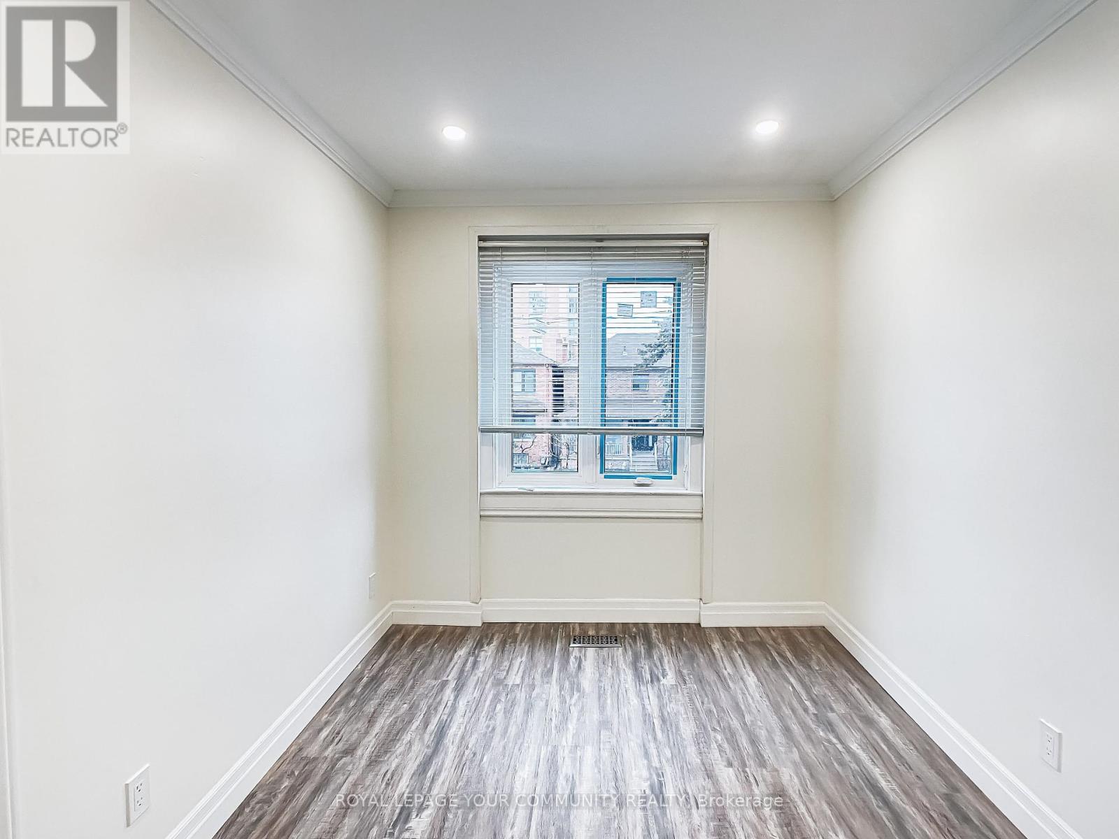 B (Upper) - 1623 Keele Street, Toronto, Ontario  M6M 3V8 - Photo 11 - W12112171