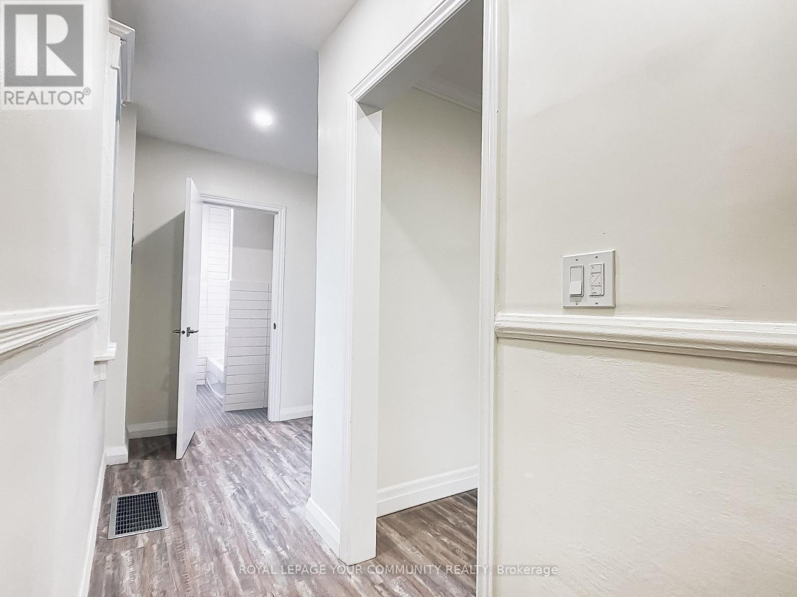 B (Upper) - 1623 Keele Street, Toronto, Ontario  M6M 3V8 - Photo 17 - W12112171