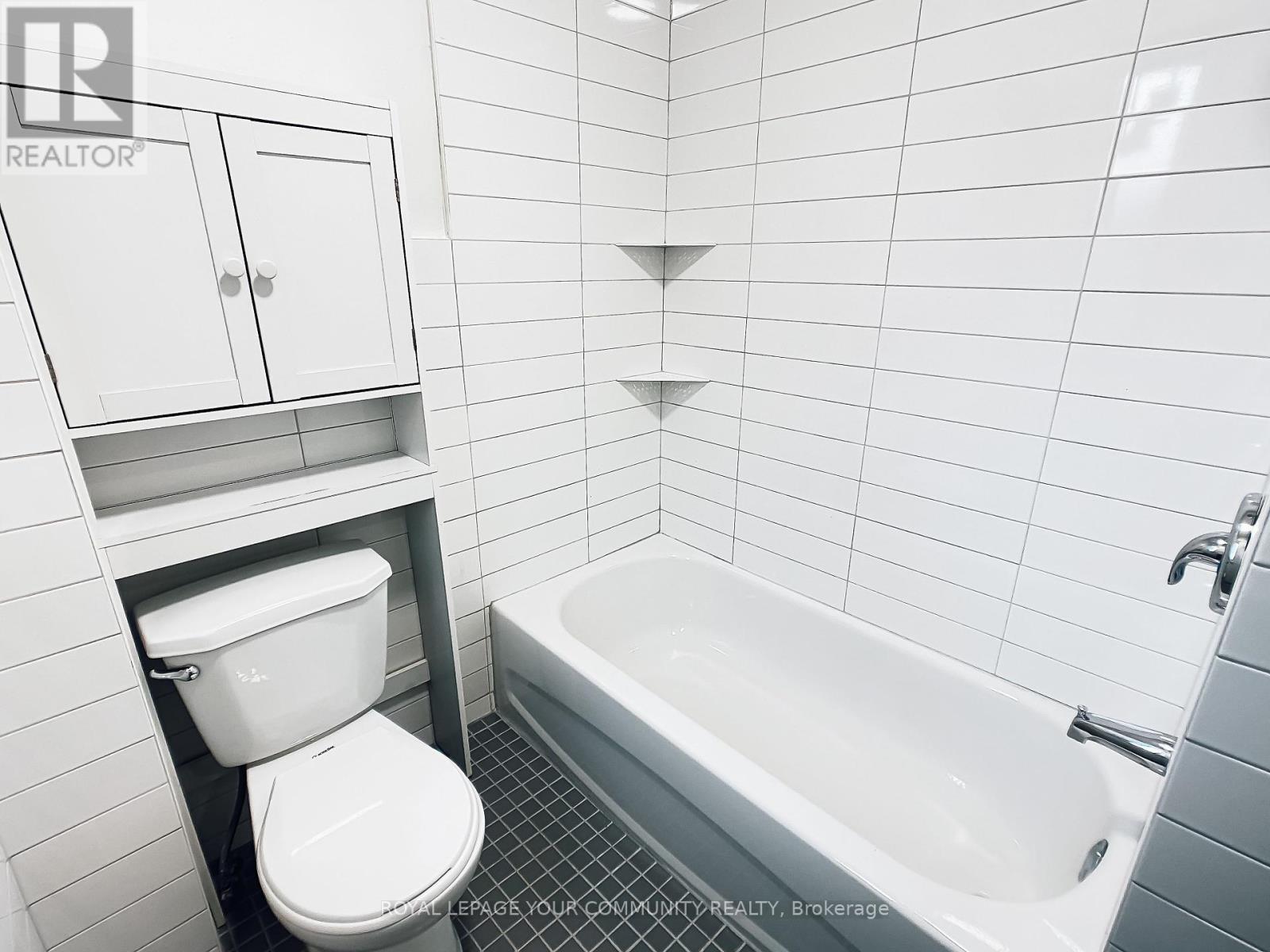 B (Upper) - 1623 Keele Street, Toronto, Ontario  M6M 3V8 - Photo 18 - W12112171
