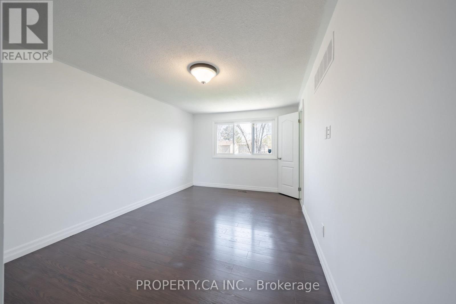 3169 Patrick Crescent, Mississauga, Ontario  L5N 3G4 - Photo 16 - W12112174
